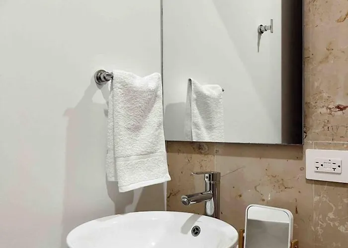Modern Apartment/jacuzzi/sauna/pool/gym Apartament