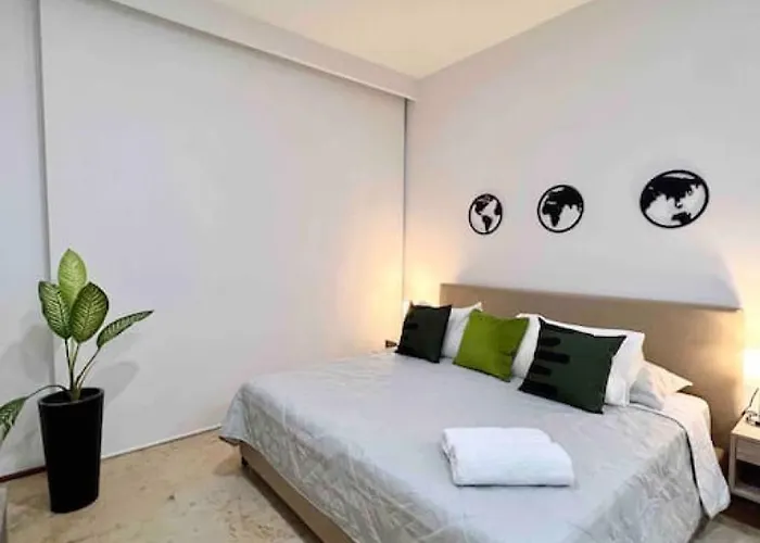 Modern Apartment/jacuzzi/sauna/pool/gym Apartament *